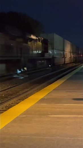 Denver bound Double Stack BNSF Intermodal on “The Racetrack”!!