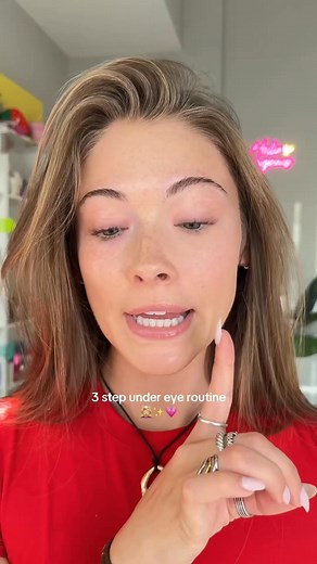The ultimate undereye routine is here! Shop our viral Bright Eye Set for 18% OFF, plus free shipping & dual-ended makeup blender! | Kosas