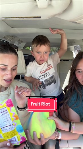 Taste Test of Fruit Riot Candy Grapes