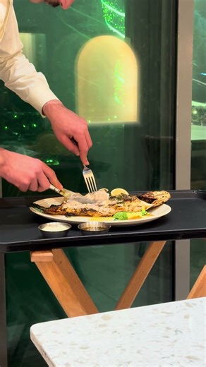 How to cut a fish with a knife. #shorts