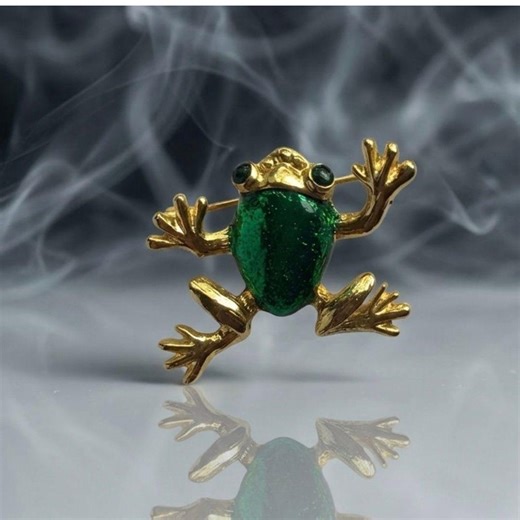 Vintage Brooch Lapel Pin Tree Frog 1970s Jewelry Bag Accessory Vintage Figural Jewelry Birthday Present for Him or Her Gift Anniversary - Etsy