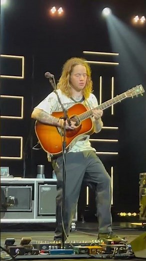 Billy Strings “Away from the Mire” Clarkston, MI 6.16.23
