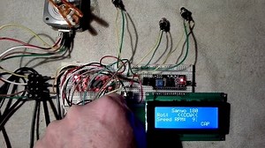 Mostrar en LCD velocidad y sentido motor paso a paso