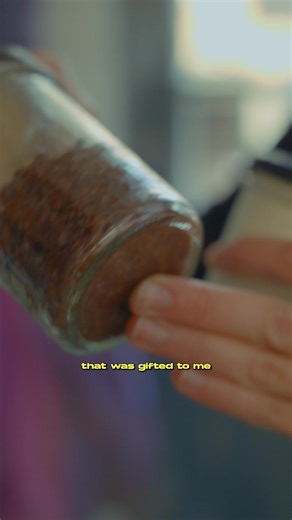 What’s my oldest ferment? Well… I’ve got quite a few treasures tucked away in my fridge and on my shelves. ✨ There’s a yogurt culture from Holland I picked up back in 2016, a miso from 2013, and of course some cultures that are truly ancient — like our beloved Cornelius the sourdough, who’s been bubbling away for 160 years! What about you? What’s the oldest ferment you have hanging around — and how delicious is it? 😉 If you want to get your hands on some ancient cultures of your own, check out 