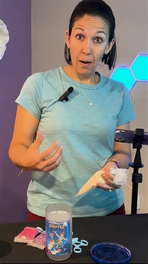 4K views · 13 reactions | Why your icing bag keeps bursting! How to use a piping bag tie!! | Royal Icing Academy | Facebook