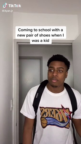 School Memories: New Shoes Crush Encounter