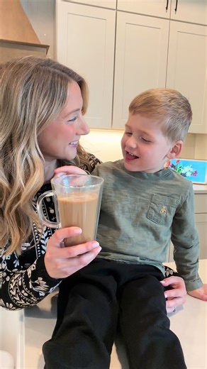 🤍🗓️ Have you ever seen a more beautiful calendar?! 😍 Seeing our schedules, routines, and tasks all in one place has my brain feeling at PEACE this year 🤌🏼 I love when something is both functional AND stunning- all thanks to @Skylight Frame & @hearthandhandwithtarget 🗓️🤍 #SkylightPartner