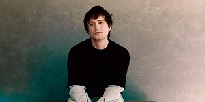 Alec Benjamin Debuts Single 'Sacrifice Tomorrow'