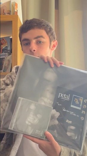 Unboxing ‘Petal’ Ariana’s new album!! #arianagrande #vinylunboxing #petal #short