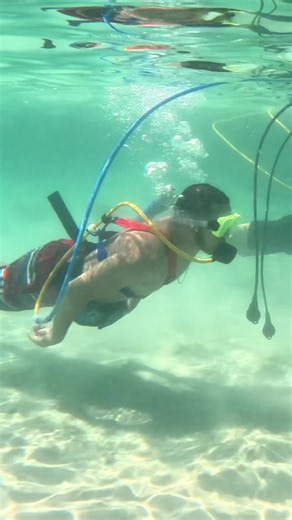 Looking for a Spring Break adventure? Ever tried SNUBA? Destin is the only place in the Florida Panhandle where you can. Make reservations now at destinsnorkel.com #destin #florida #springbreak #harborwalkvillage