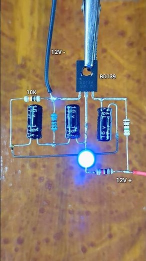 mesmerizing breathing light circuit #diy #shorts