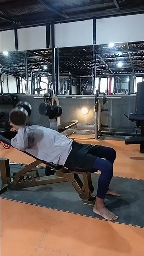 How to Incline Dumbbell Bench Press for a Bigger Upper Chest (Perfect Form!)