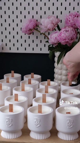 Candle Making with Wood Wicks: A Satisfying Experience