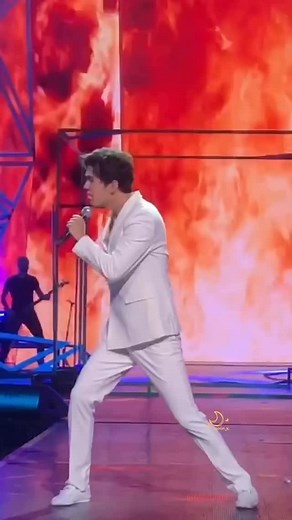 1.3K views · 2.9K reactions | ❤️廉廉 Repost from @moon.k_2 #dimash #димаш #dears #dimashkudaibergen #dimashqudaibergen #dq #димашкудайберген #kazakhstan #迪玛希 | Dimash Club | Facebook