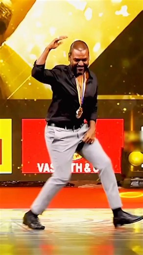 Legend 😎 Lawrence Fire Dance 🔥 | Sai Pallavi & Trisha Shocked Reaction 😱 ।#short #southdance