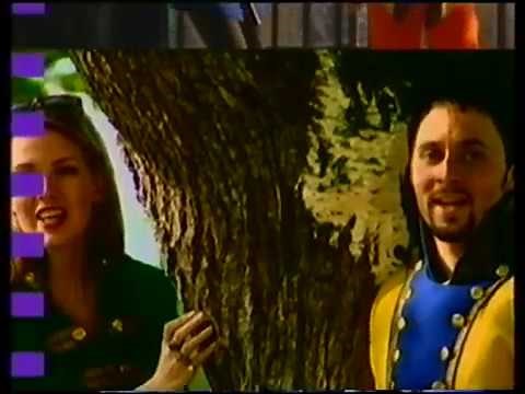 Aikakone - Alla vaahterapuun (Official video)