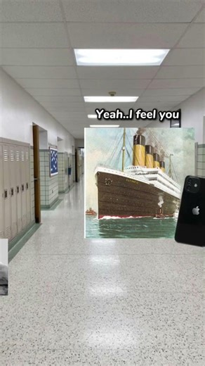 Titanic vs iceberg