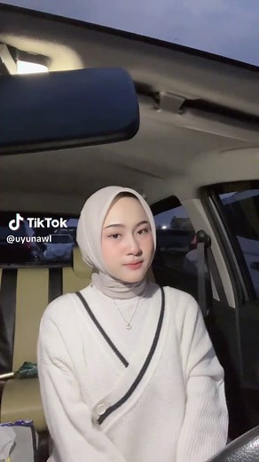 Lagu Mahal - Sound Hidup Ini Mahal ft. Uyunawl