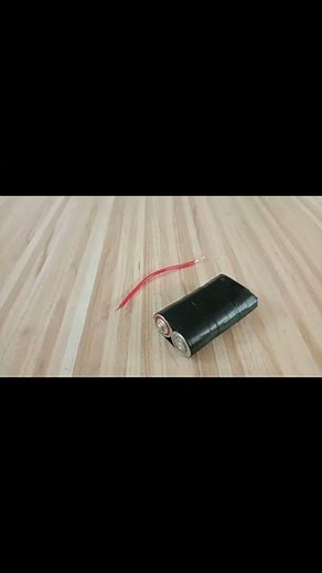 How to make a 3 volt battery at home 🔋 only using insulation tap