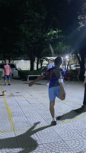 FEARLESS SHUTTLE FLOW 🔥 Replay #hackysack #shuttlecock #shortsfeed #shortvideo #shuttlekick