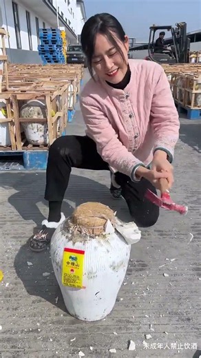 Authentic 20kg Shaoxing Rice Wine – Pure Grain Brew with Free Shipping!
