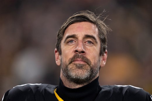 Aaron Rodgers’ Steelers drama has reached the Pittsburgh airport