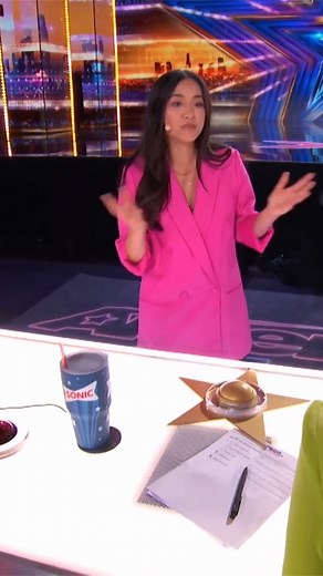 56K views · 1K reactions | Her Magic Is So Good She Even Surprises Herself! | Viral Feed | Facebook