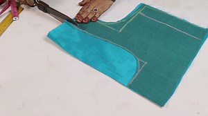 कुछ hatkar बनाए simple and Shovar blouse design | Stitching Class