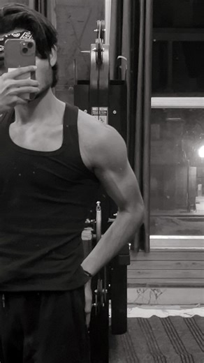 αɱαɳ on Instagram: "💥 Power jo dikhe. Confidence jo bole. ⚡ Workout ho ya daily grind, Testo Power 🔥 deta hai real strength, solid stamina & alpha energy 💪 🏋️ Heavy training, zero excuses — More power. More performance. More gains. 🚀 🎁 Use Coupon Code: KHOTA17 Website : https://end2endnutrition.in/ 👉 Grab the power. Own the grind. #viral #gymviral #fitnessviral #workoutviral #gymreels reelsindia trendingreels testopower mensfitness strength stamina alphaenergy bodybuilding gymmotivation b