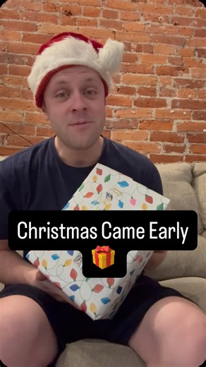 Eric Lord on Instagram: "A little hair of the dog that @bitburger ‘ d ya 🍻 @bitburgerinternational #beer #christmas"