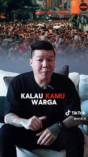 | Thailand ngajak warganya healing dan... yang bayarin siapa? Pemerintah, bray! Mulai Mei sampe September 2025, warga Thailand bisa liburan dibayarin sampe 50 persen. Nggak cuma hotel, makan juga dapet subsidi! Pemerintah total nyiapin 1 juta voucher, goks gak tuh! Tujuannya? Biar warga explore tempat-tempat kece di dalam negeri, gak cuma nongkrong di Bangkok doang. Dan yang paling keren, program ini bantu ekonomi lokal naik daun! Jadi semua seneng! Kalau kamu orang Thailand, siap-siap buka situ