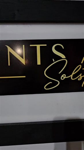 This event deserves all its flowers 🌸 Thank you to my client Victoria for trusting me to execute this surprise party...it was truly a vibe! #eventsatsolstice #gratefulheart #surpriseparty #atlevents #hiddengems