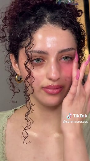 Undereye Circles Hack: Quick Makeup Fix in Minutes
