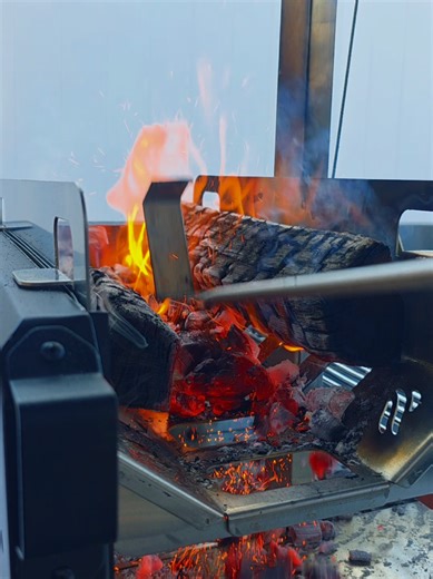 Cooking with the New Blackstone Bronco Open Flame