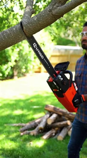 Lightweight Cordless Chainsaw for Effortless Logging