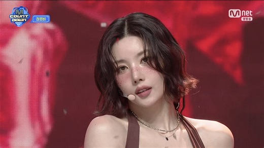 【超高清画质/4K LIVE】权恩妃 - Hello Stranger 250424 Mnet MCD