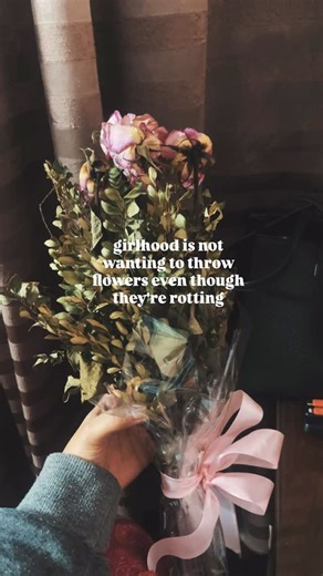 @nene_diary4 on Instagram: "Girls obsession with flowers of all types 🌷 [bouquet, girlhood, rotting, throw, tulips, roses, red, pink, market wrapper, gift, gifts, love, relationship, aesthetic, girl therapy, viral, fyp] #explore #viral #trending #instagram #explorepage #viralreels #viralreels #réel #flowers #bouquet #love #aesthetic"