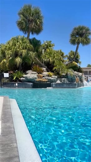 Thinking about a stay at Wyndham I-Drive Avanti Resort? Here’s what you should know ☀️ Getting around Orlando is easy with convenient theme park shuttles, the I-Ride Trolley along International Drive, and scooter rentals right out front. Enjoy delicious on-site dining and drinks just steps from your room, perfect for laid-back days and easy evenings. And yes, your stay earns Wyndham Rewards® points, adding extra value to every visit. Book your stay today! #WyndhamIDriveAvanti #orlandoresorts #id