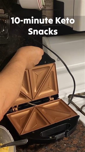 Gotham Steel copper sandwich maker tested  헳헼헹헹헼현 헹헶헻헸 헶헻 혁헵헲 헰헼헺헺헲헻혁 혀헲헰혁헶헼헻 for more cooking gadgets and recipes  #lunch #dinner #food #kitchen #cooking #foodlover #delicious #yummy #snack keto | Daily Rad | Facebook