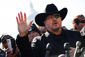 Oath Keepers are coming back and they're ready to be Trump's militia