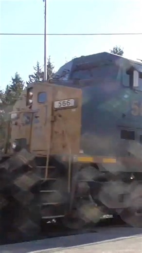 DPU on CSX I135 Intermodal Double Stack Train from Lodi, Ohio 11/2/2024 #shorts #csx #train #railfan