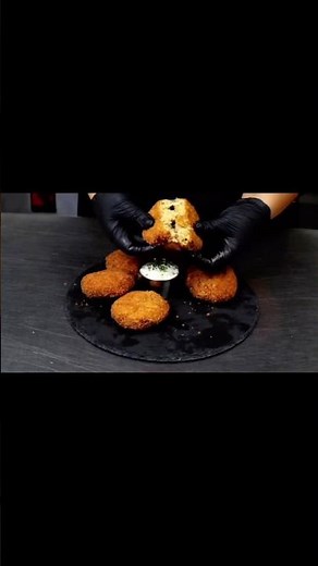 Crispy Cajun Crab Cakes 🦀 ✨ Click for the Recipe!