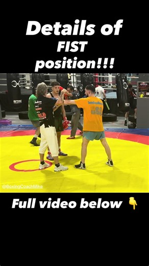 Details of Coach Mike’s Boxing Technique: Fist Position Between Punches!!! #shorts