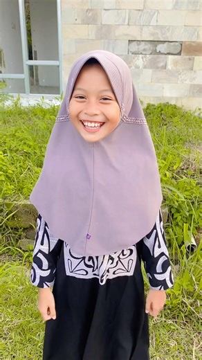 All kinds of laughing sounds