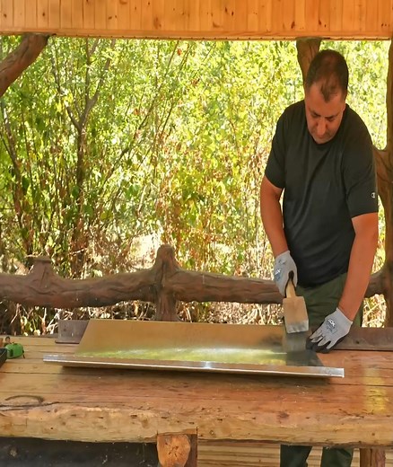 Super chef cooking fresh food for life | Wilderness TV