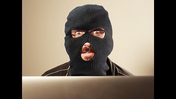 12 computer pranks to play on your friends