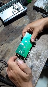 Pemilik STB sudah pasrah. Sudah mau dibuang. Dengan satu adaptor 5V… STB yang mati suri bisa hidup lagi. 🔥 | Iwan Eleck Parabola