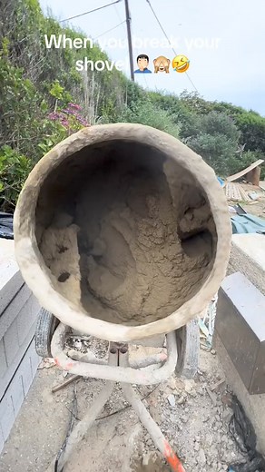 258K views · 705 reactions | 21.<Love my job> {How To Lay Bricks tricks For Beginners Using a line cutting}隣隣隣#brickhouse #bricklaying | Bricklayer | Facebook