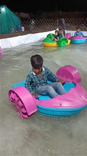 angna me swimming pool 😂😆