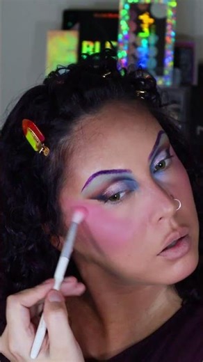 Creative Smokey Eye inspired by marianamilagroc on insta #makeuptutorial #makeup #creativemakeup